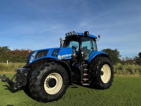 New Holland T8.390 AutoCommand 