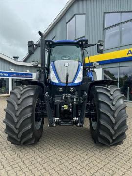 New Holland T7.300 AC Blue Power